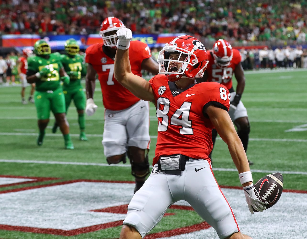 090422 GEORGIA FOOTBALL PHOTO