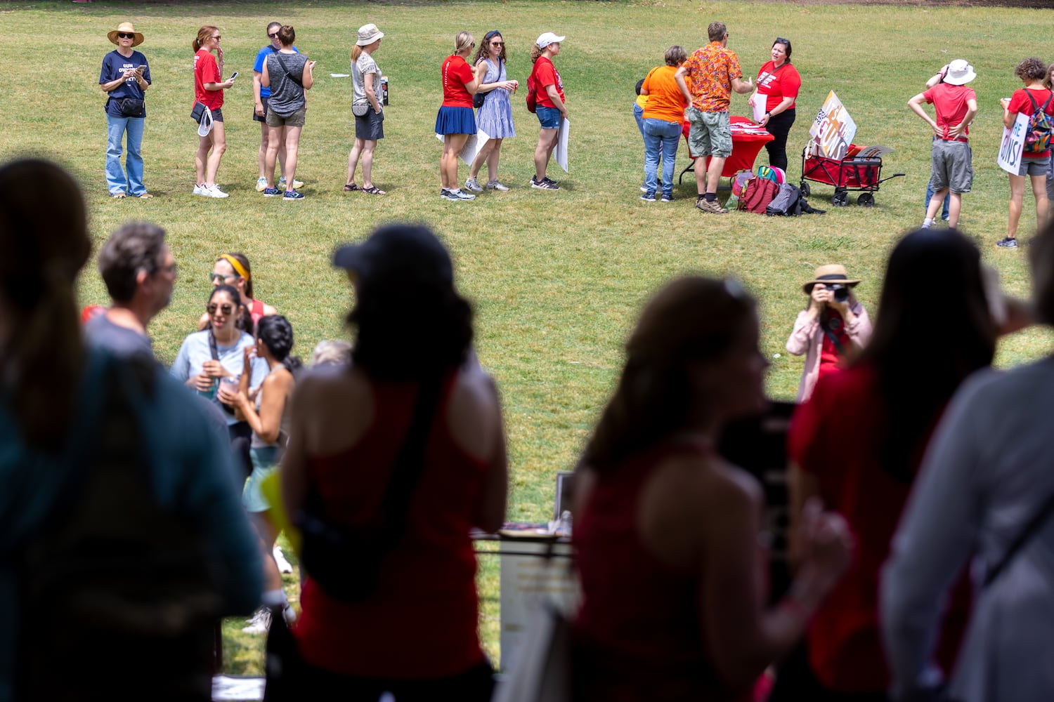 A RALLY ORGANIZED BY MOMS DEMAND ACTION