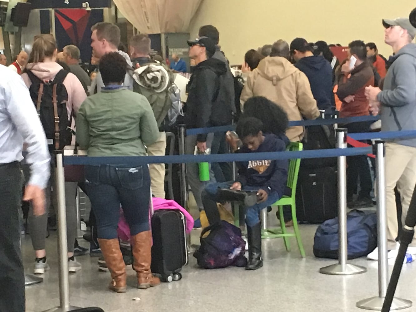 Photos: Power outage paralyzes Atlanta airport