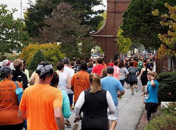 These people are probably running in Oakland Cemetery on account of all the ghosts.