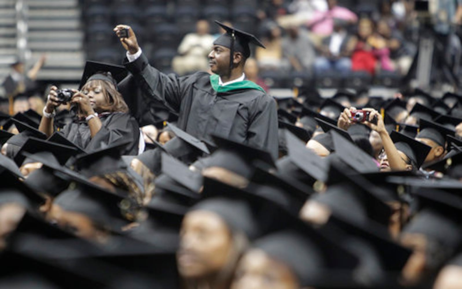 Atlanta's University of Phoenix graduation