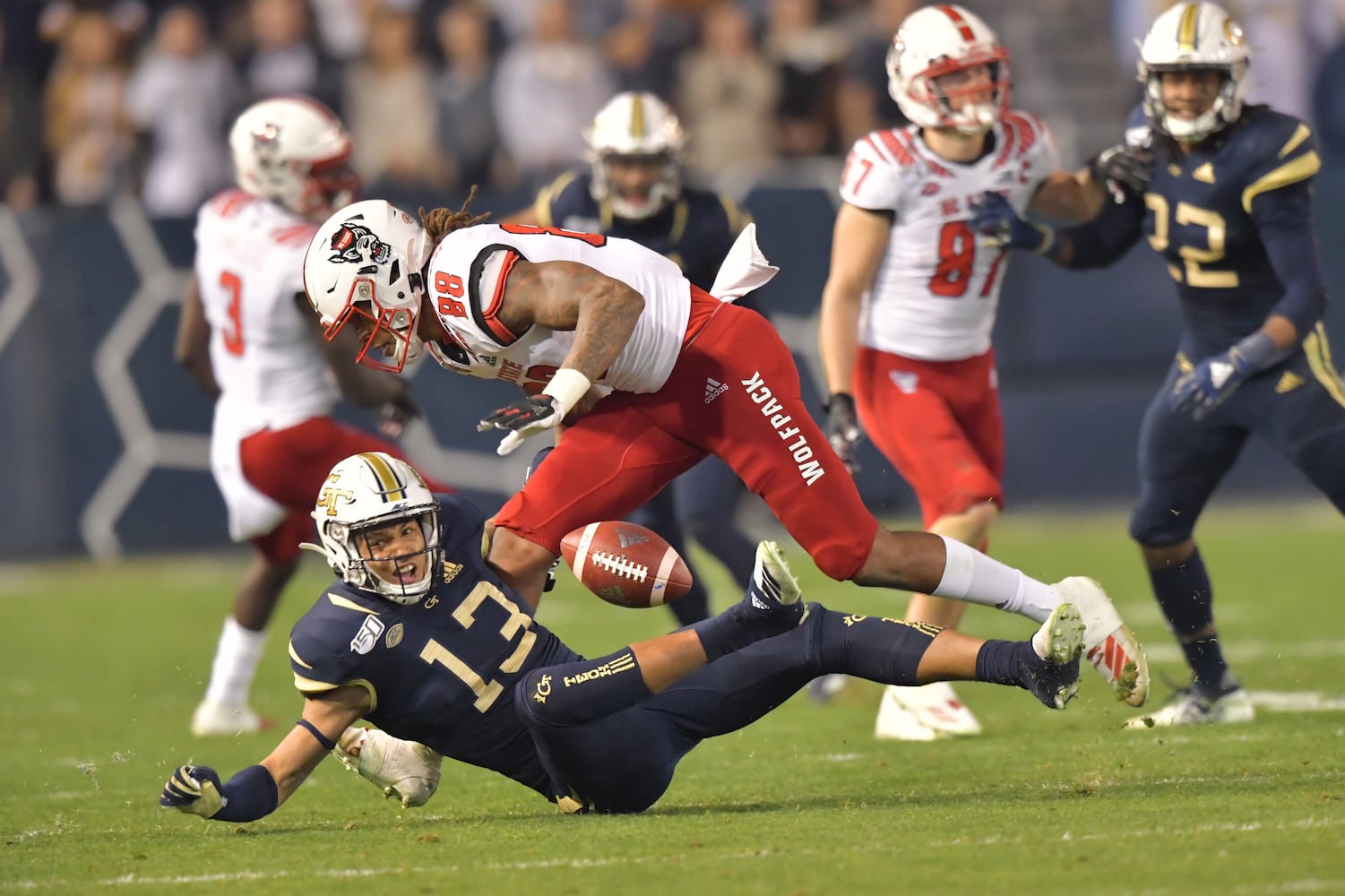 Photos: Jackets host Wolfpack in Thursday night game