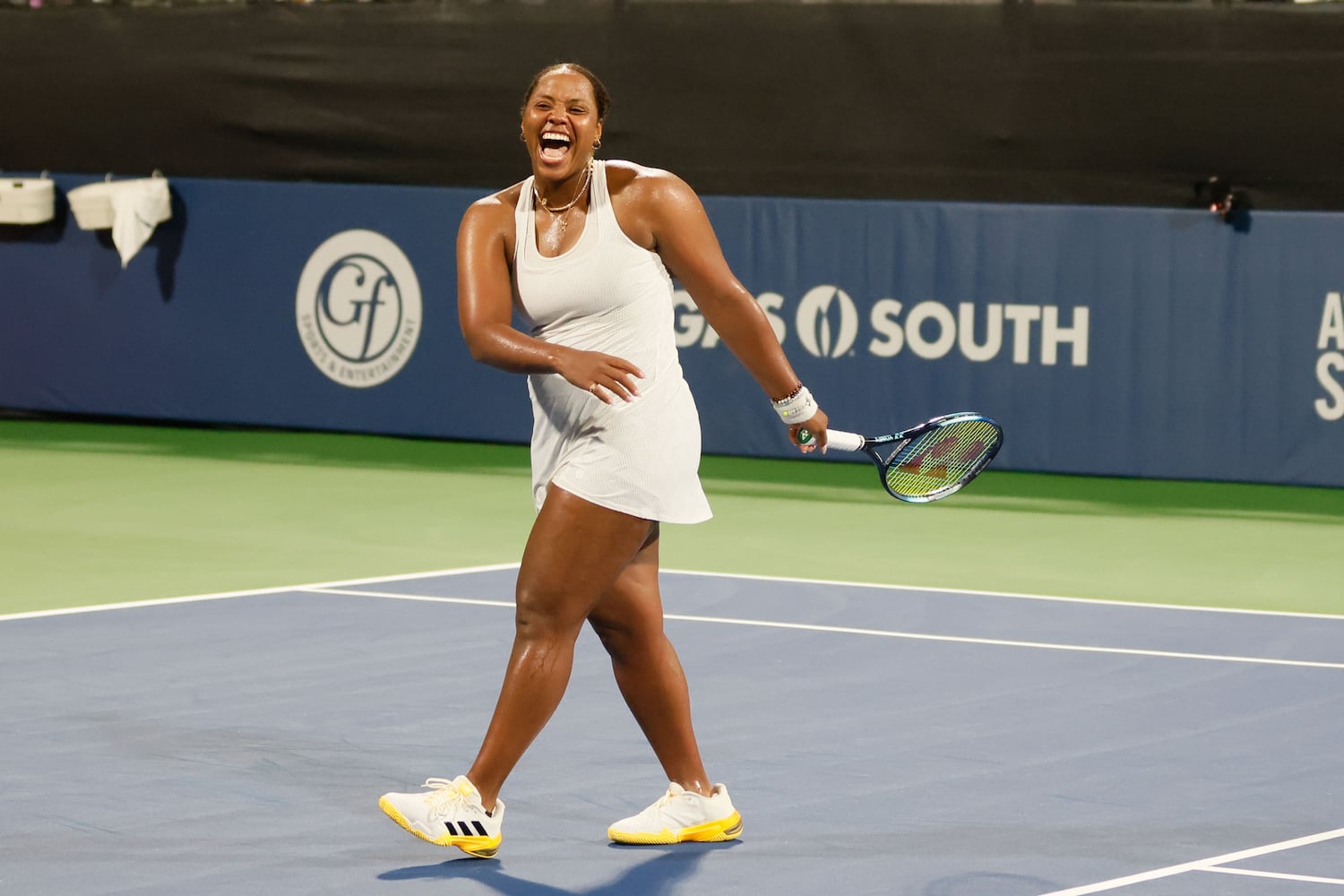 Taylor Townsend reacts after winning a point against Sloane Stephens during an exhibition match in the  Atlanta Open at Atlantic Station on Sunday, July 24, 2024, in Atlanta.
(Miguel Martinez / AJC)