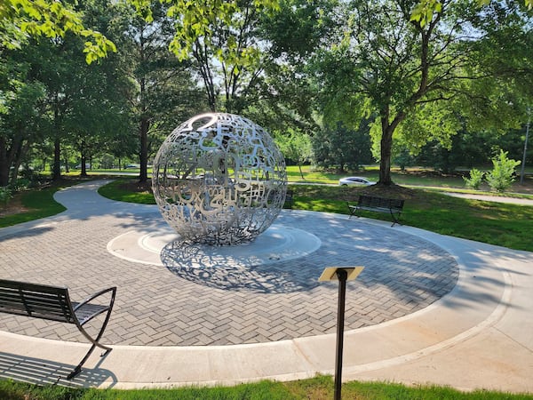 Self Portrait III, Jaume Plensa (Photo Courtesy of Stephen Dennis)