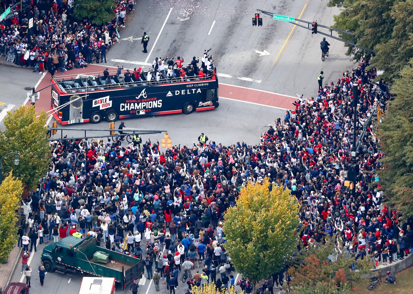 Braves baseball parade