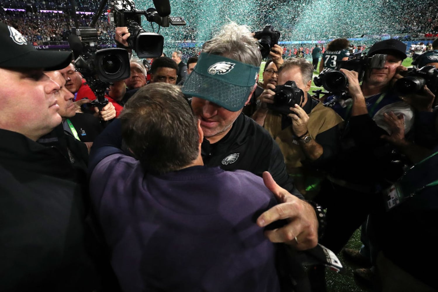 eagles beat patriots to win super bowl