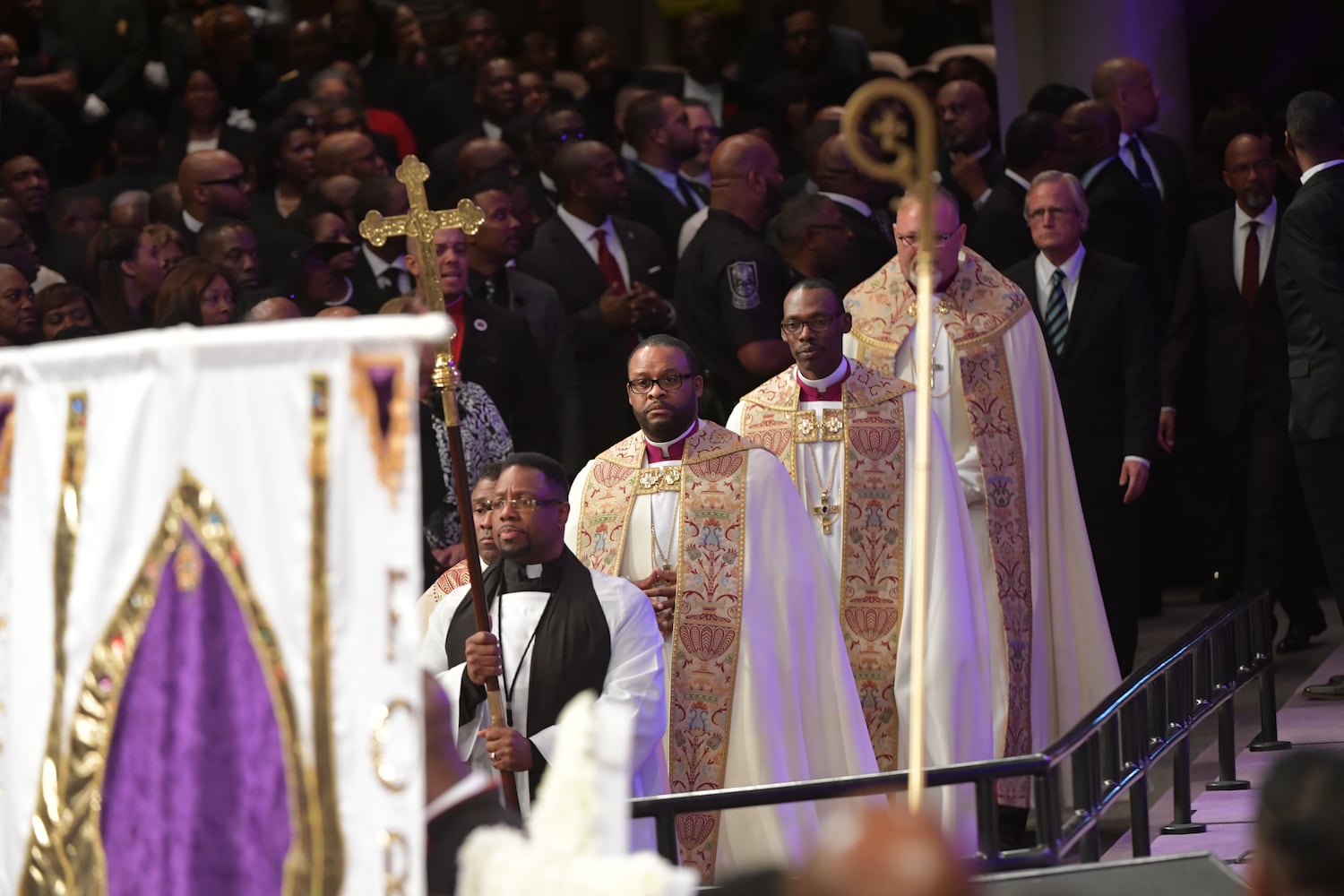 Mourners attend Bishop Eddie Long's funeral service