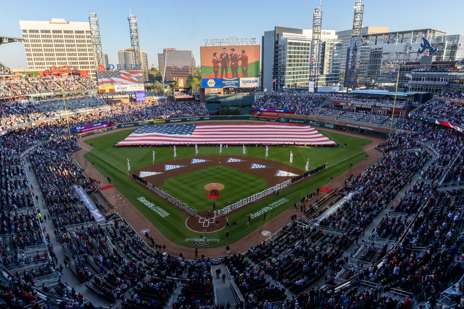 braves home opening day versus diamondbacks