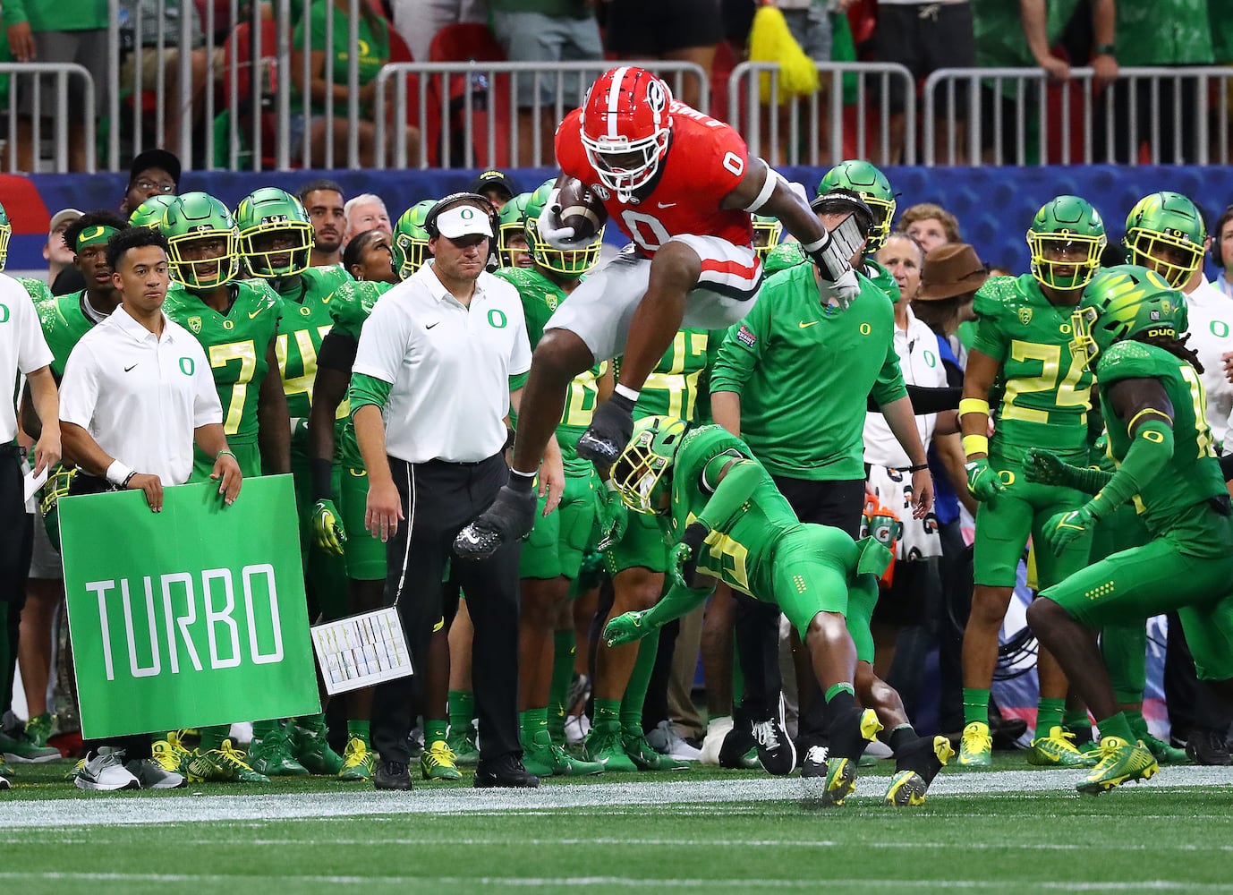 090422 GEORGIA FOOTBALL PHOTO