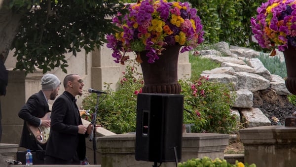 Brad Delson and Chester Bennington perfom during funeral services for Soundgarden frontman Chris Cornell at Hollywood Forever Cemetery on May 26, 2017 in Hollywood, California. The grunge-rock icon was pronounced dead in the early morning hours of May 18 after a Soundgarden performance that evening in Detroit. He was 52.  (Photo by David McNew/Getty Images)