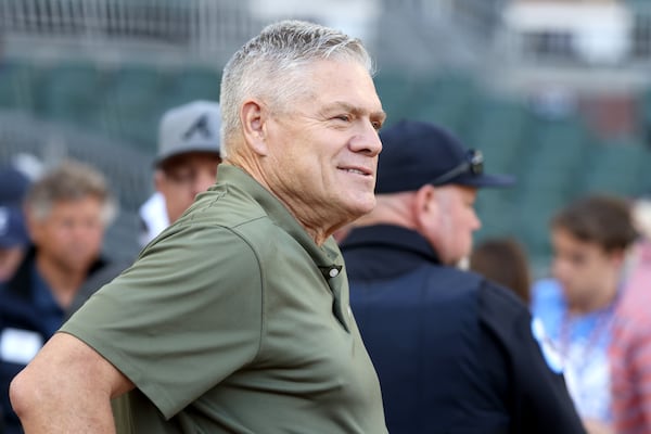 042622 Atlanta: Former Atlanta Braves player Dale Murphy watches batting practice before the Braves’ game against the Chicago Cubs at Truist Park Tuesday, April 26, 2022, in Atlanta. Acuna is on the injured reserved list but is expected back soon. (Jason Getz / Jason.Getz@ajc.com)