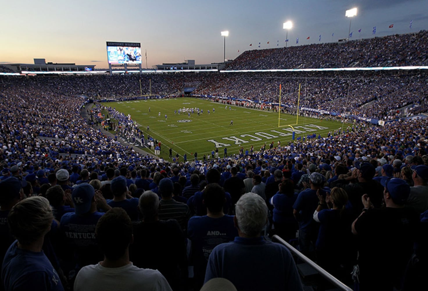 Commonwealth Stadium, Kentucky