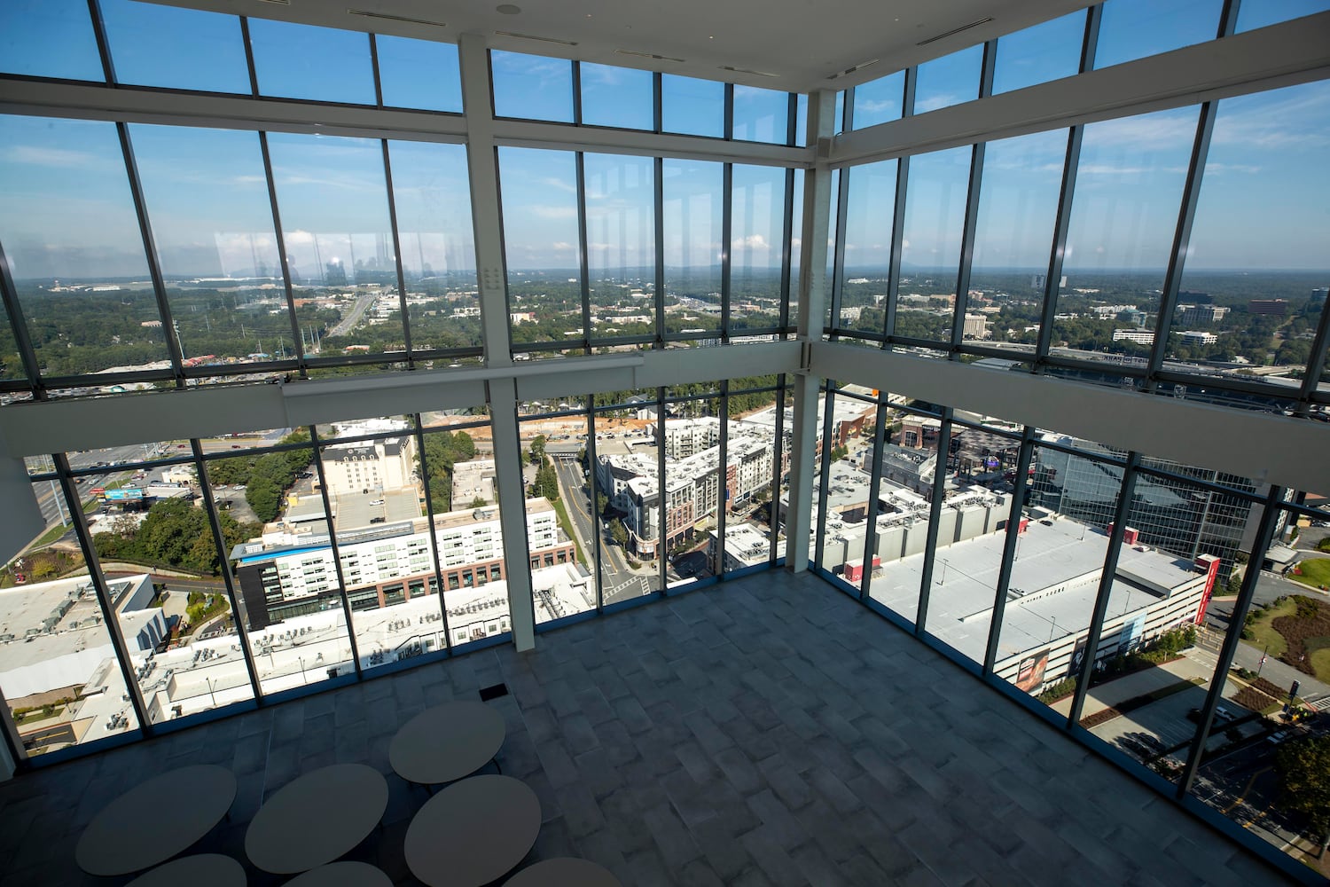 LNX TK ELEVATOR HARD HAT TOUR