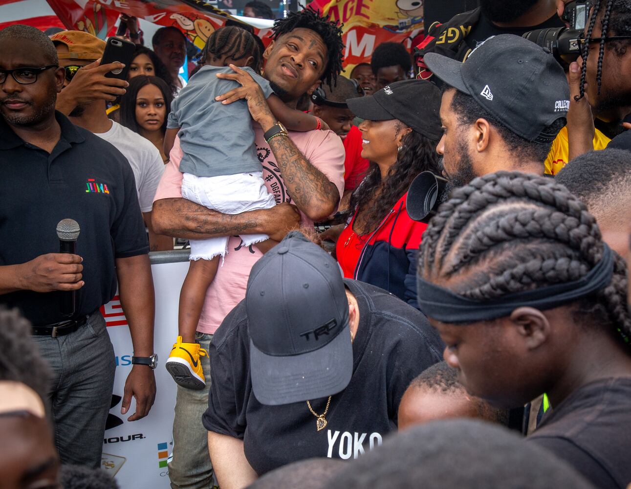 PHOTOS: 21 Savage 4th annual “Issa Back 2 School Drive”