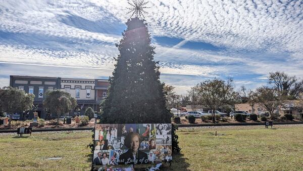 A Christmas tree with a tribute to former first lady Rosalynn Carter in Plains, Georgia on Monday, Nov. 27. Mirtha Donastorg/AJC