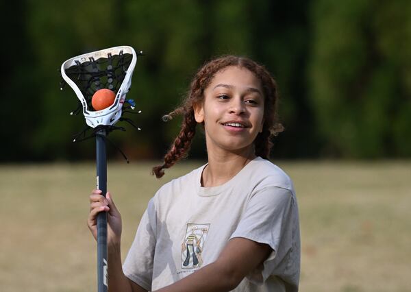 October 25, 2022 Atlanta - Kyle Irwin (midfielder) runs a drill during their Lacrosse practice at Spelman College on Tuesday, October 25, 2022. (Hyosub Shin / Hyosub.Shin@ajc.com)