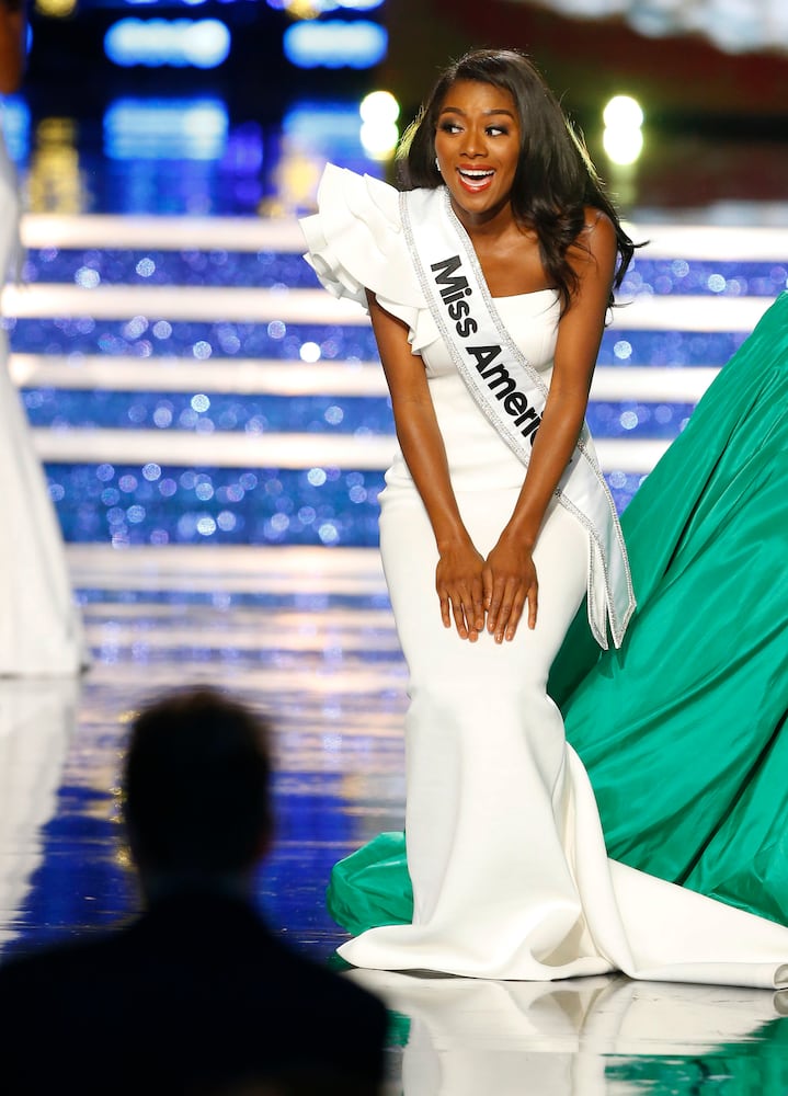 Miss New York Nia Franklin crowned Miss America 2019