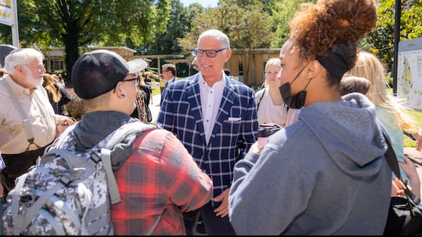 Norman Radow speaks to Kennesaw State University students and others on Sept. 23, 2021 after a ceremony celebrating the naming of its College of Humanities and Social Sciences after him. PHOTO CREDIT: Jason Getz/Kennesaw State University.