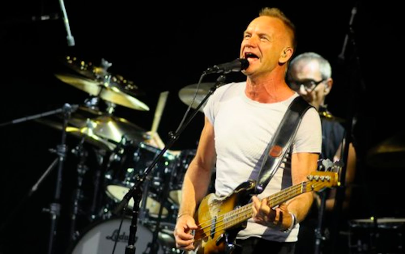 Sting soulful at Chastain