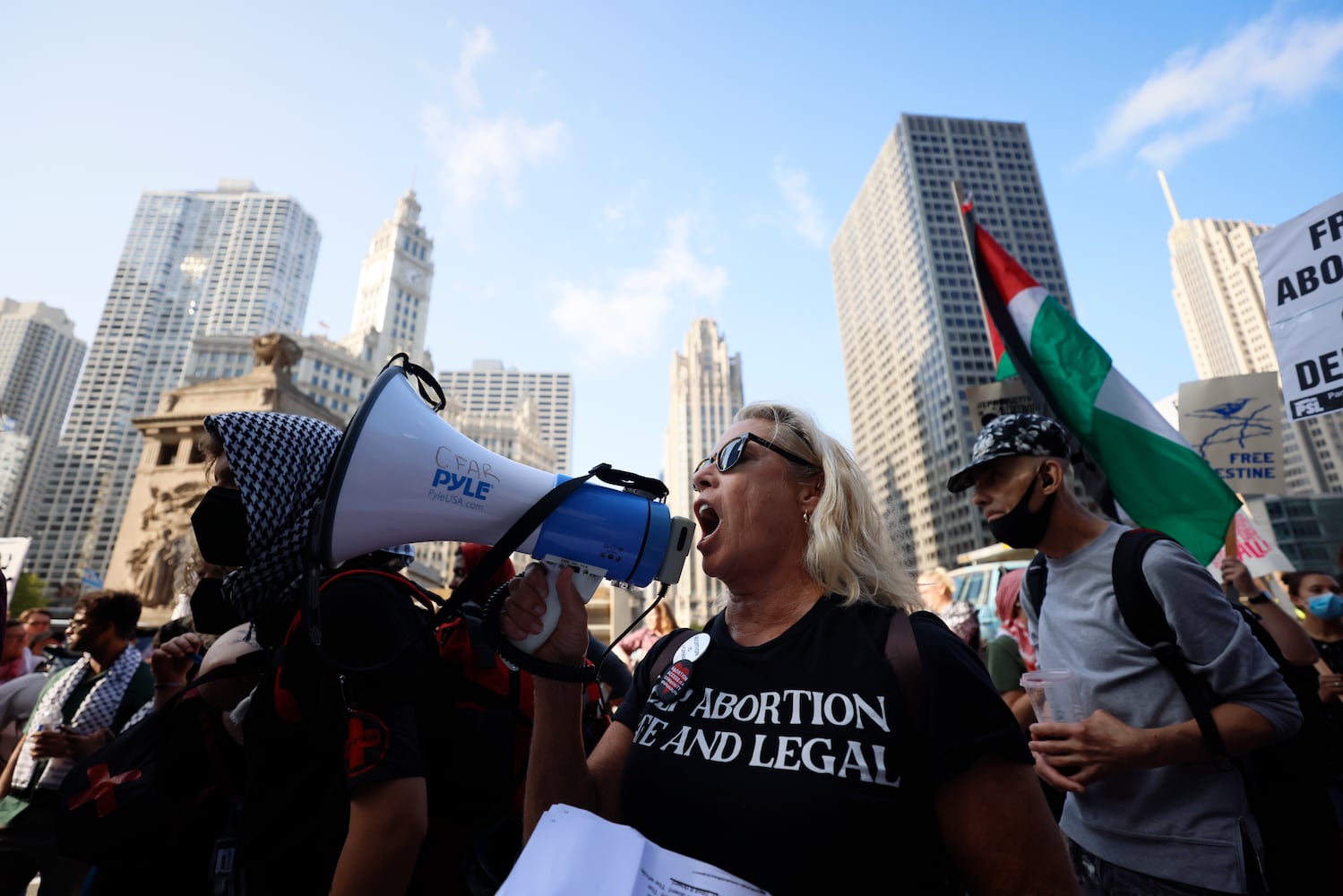 Thousands of activists expected in Chicago for Democratic convention