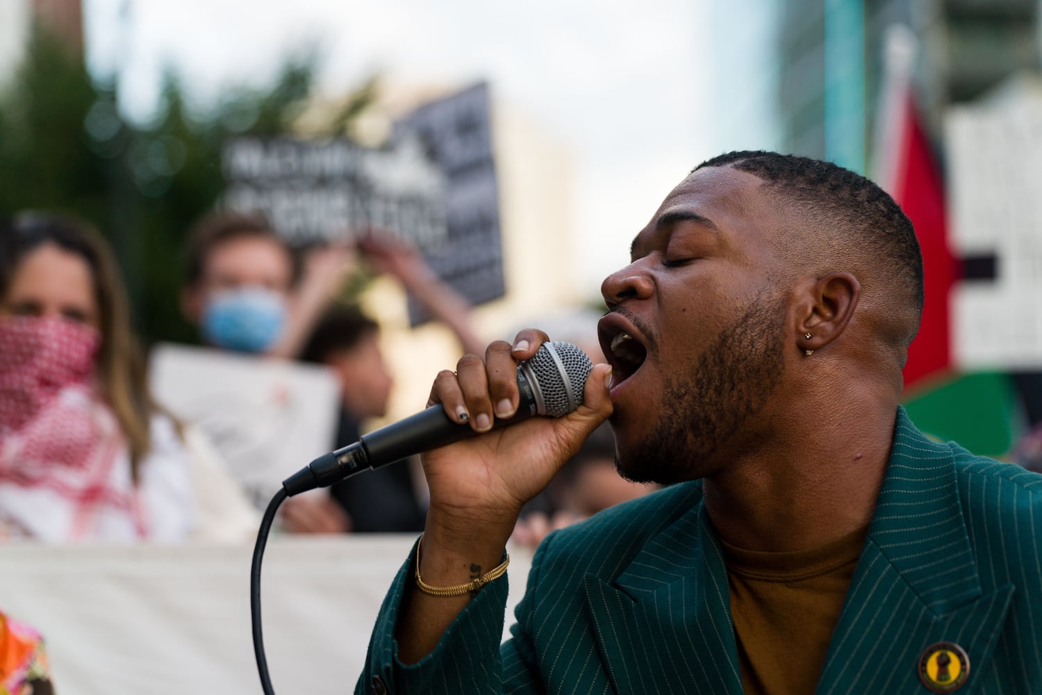 DEBATE PROTESTS