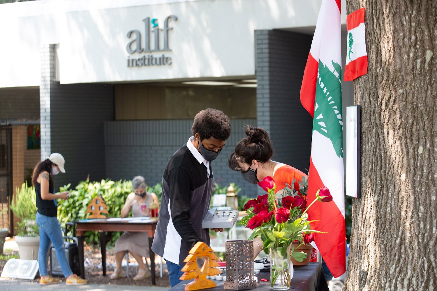 Sunday vigil at the Alif Institute