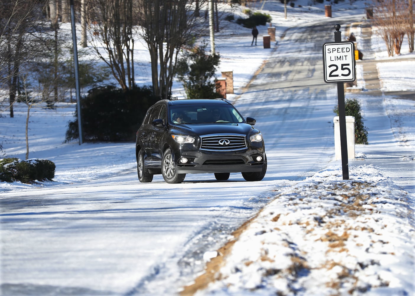 Snow, ice make for wintry weekend in metro Atlanta