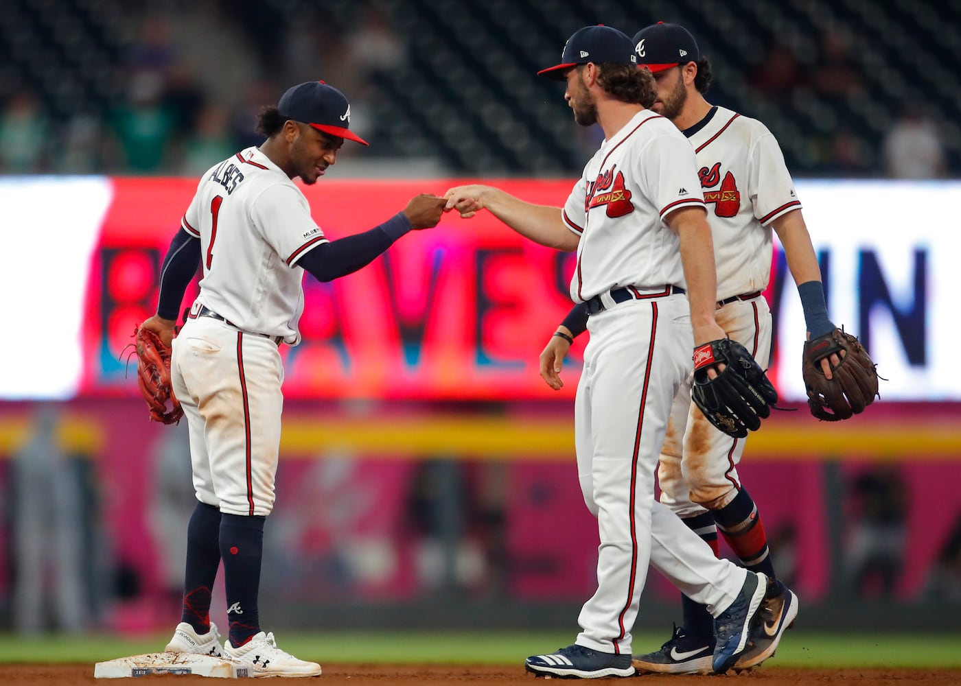 Photos: Fireworks early, late for Braves in big win over Pirates