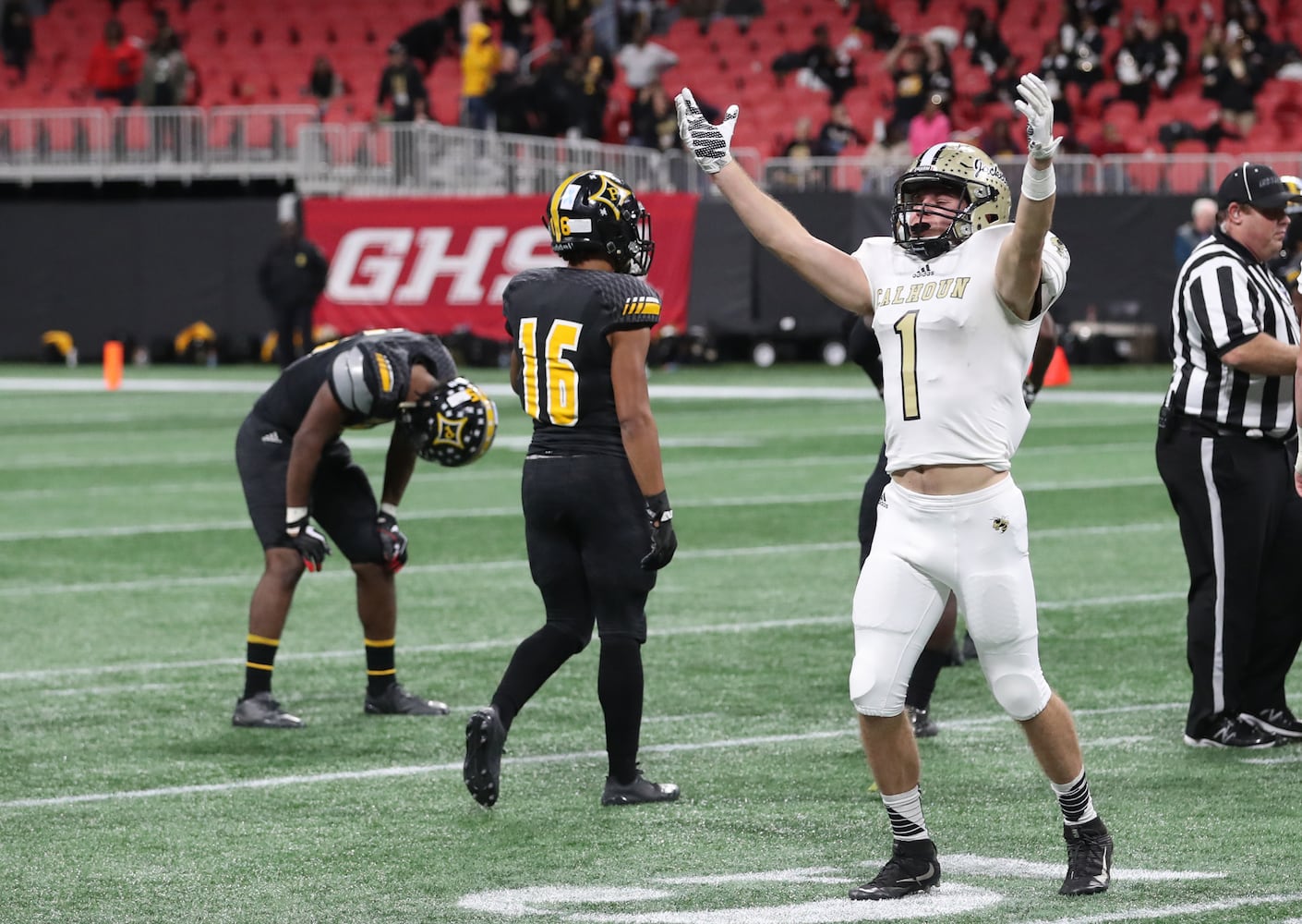 Georgia high school state football finals, Day 1