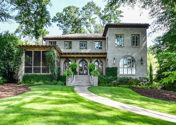 This Historic Brookhaven home is on the market for $3.1 million.