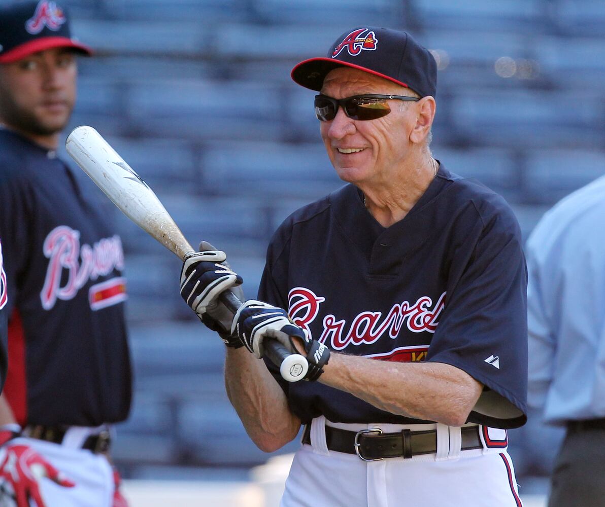 Longtime Atlanta Braves coach Bobby Dews dead at 76