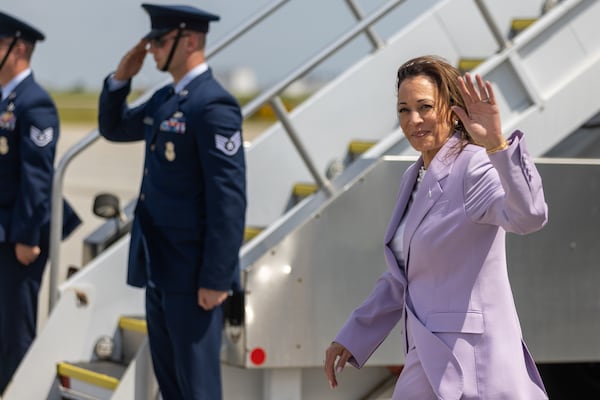 Vice President Kamala Harris leaves Atlanta on Tuesday, June 18, 2024, after she held a conversation with hip-hop star Quavo at his summit to stop gun violence and attended a Juneteenth Block Party campaign event at her new Georgia campaign headquarters. (Arvin Temkar / AJC)