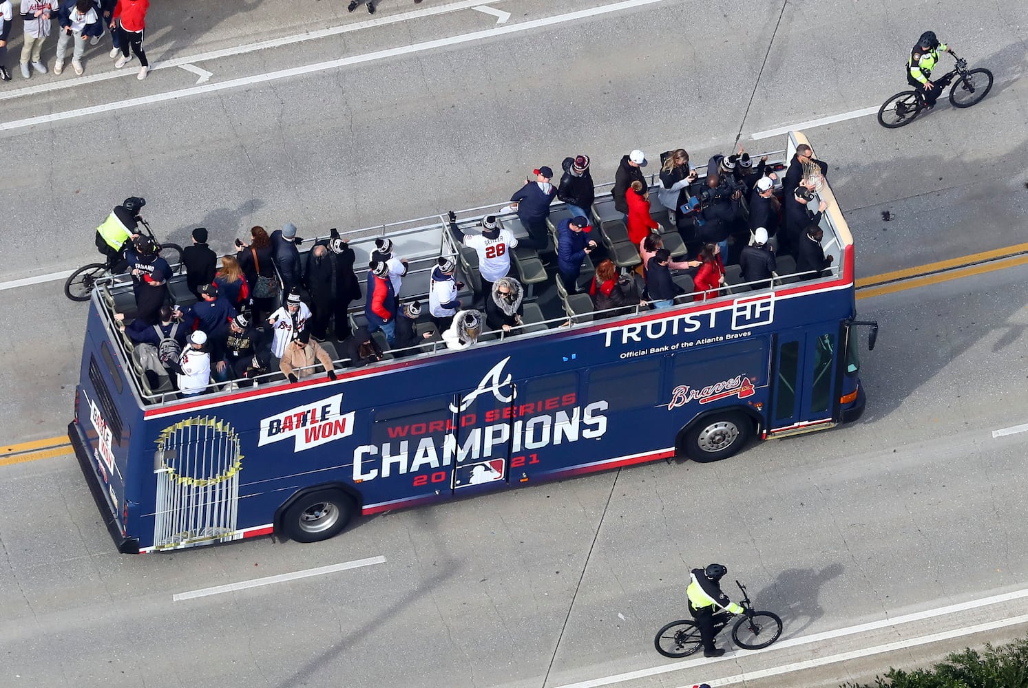 Braves baseball parade