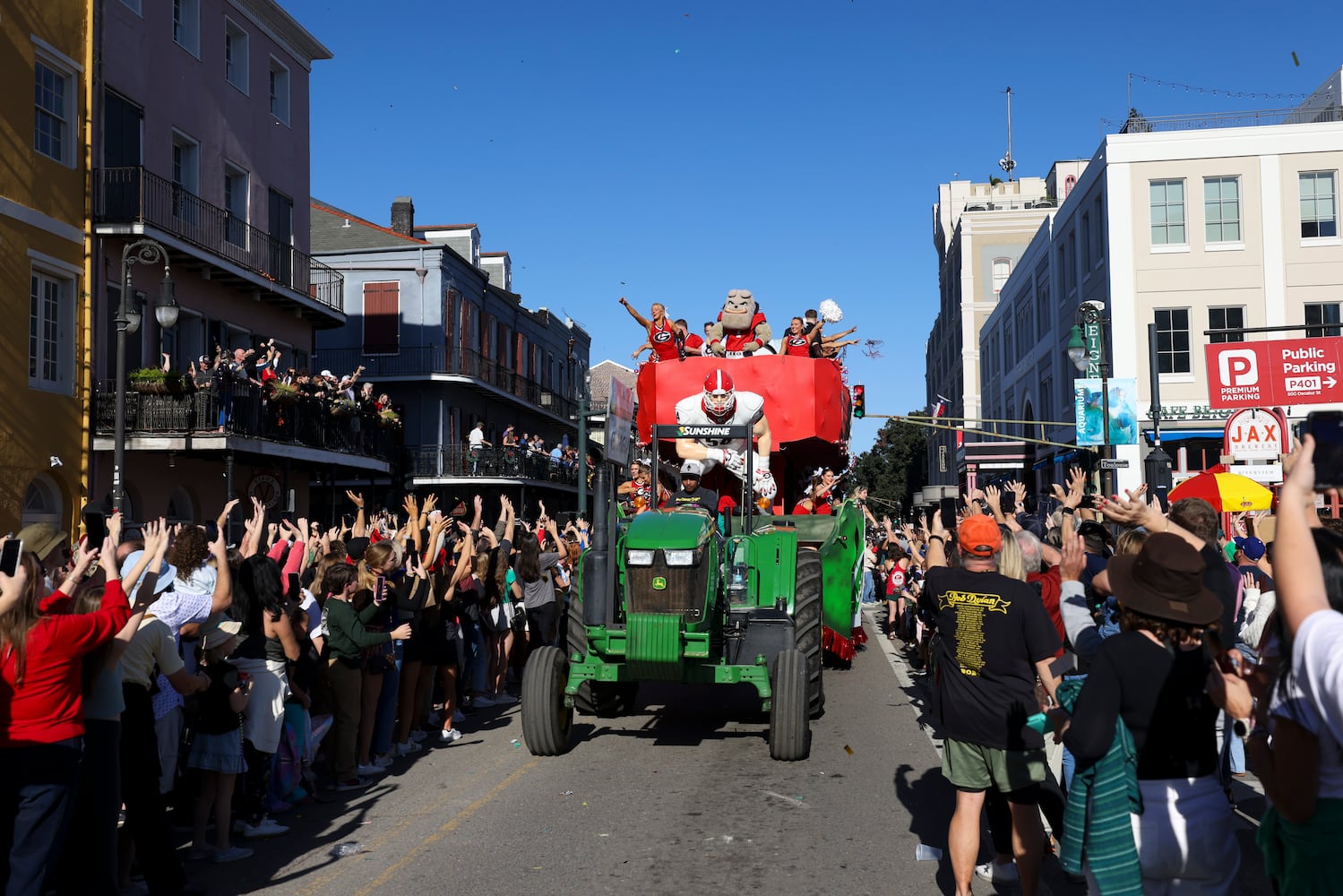 123124 sugar bowl parade