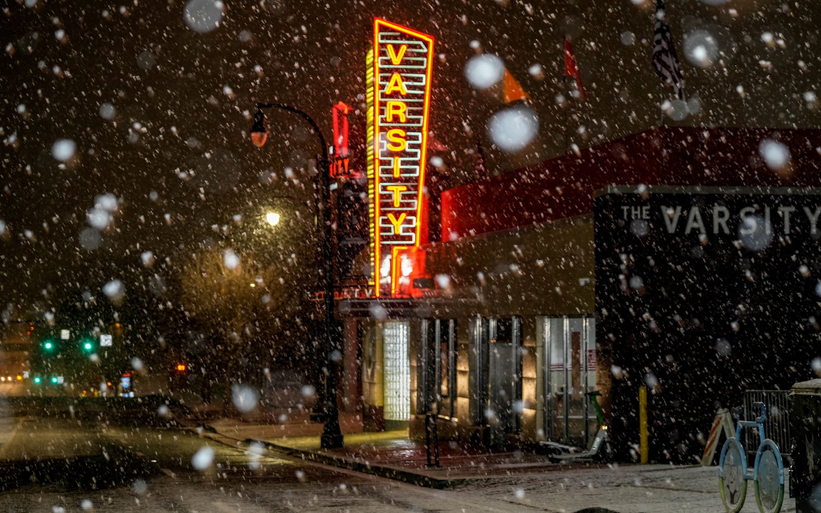 Snow falls on the Varsity restaurant in downtown Atlanta, Georgia. Friday, January 10, 2025 (Ben Hendren for the Atlanta Journal-Constitution)