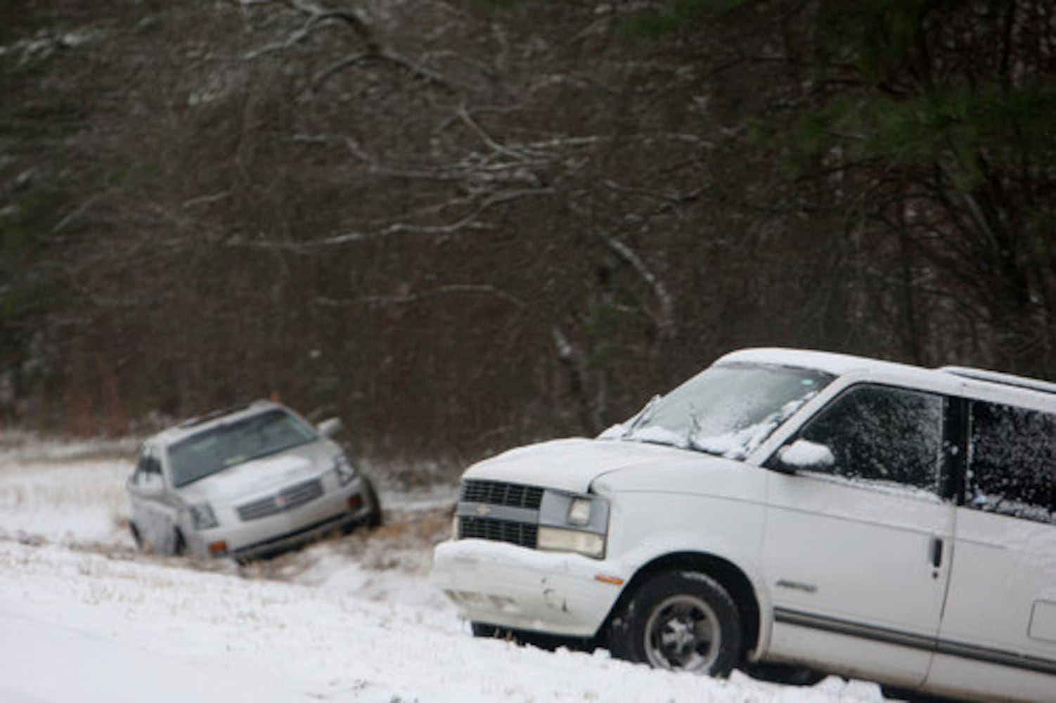 Atlanta weather: Snowy roads