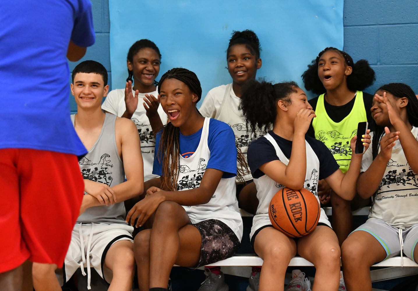 Mike Glenn Basketball Camp for the Deaf