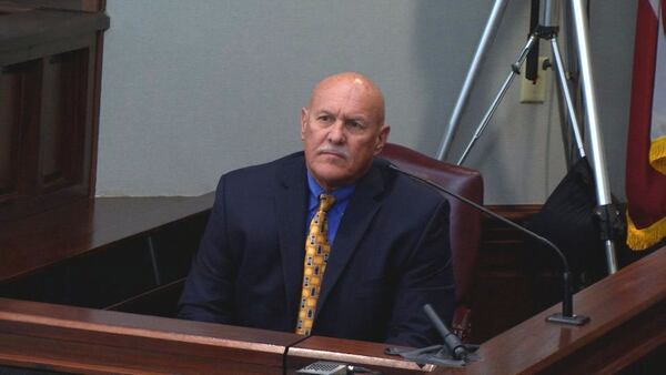 Ray Yeager, a former Cobb County detective, testifies at Justin Ross Harris' murder trial at the Glynn County Courthouse in Brunswick, Ga., on Wednesday, Oct. 13, 2016. He was assigned the task of analyzing the digital devices that belonged to the Harrises. (screen capture via WSB-TV)