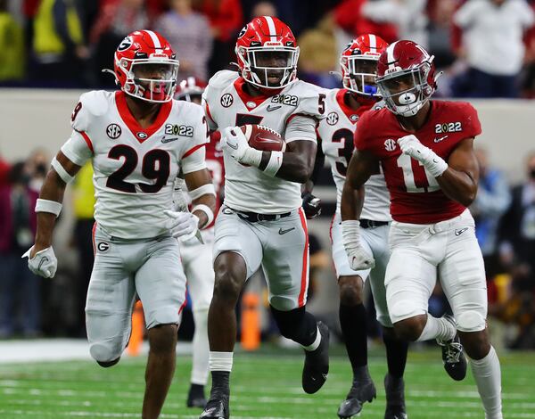 Georgia football-freaks-kelee ringo-brock bowers-arian smith