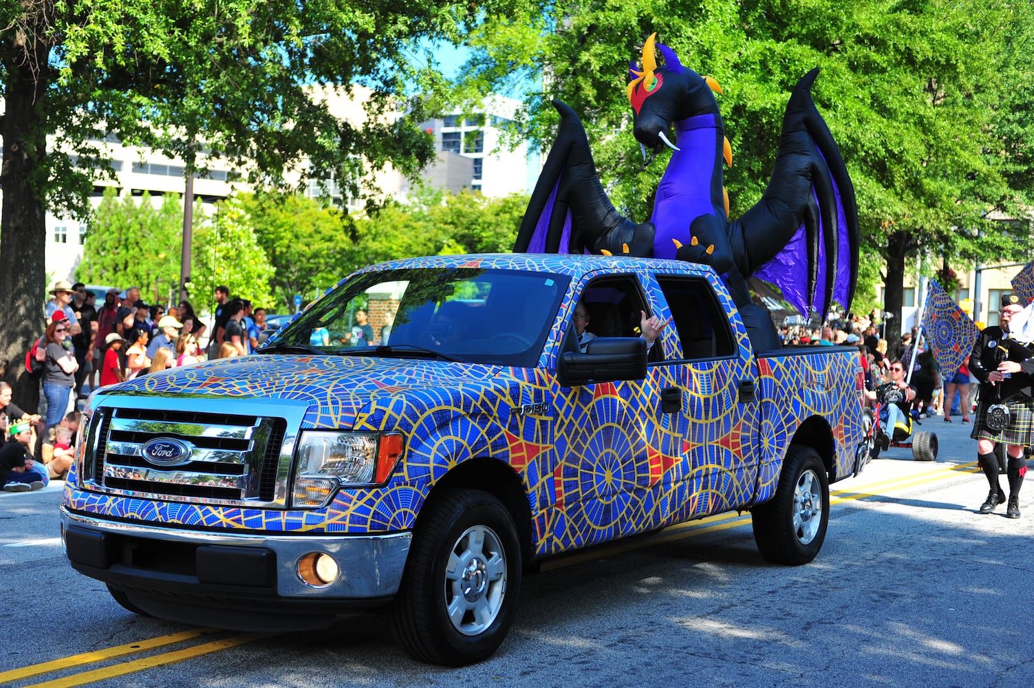 Dragon Con parade Saturday