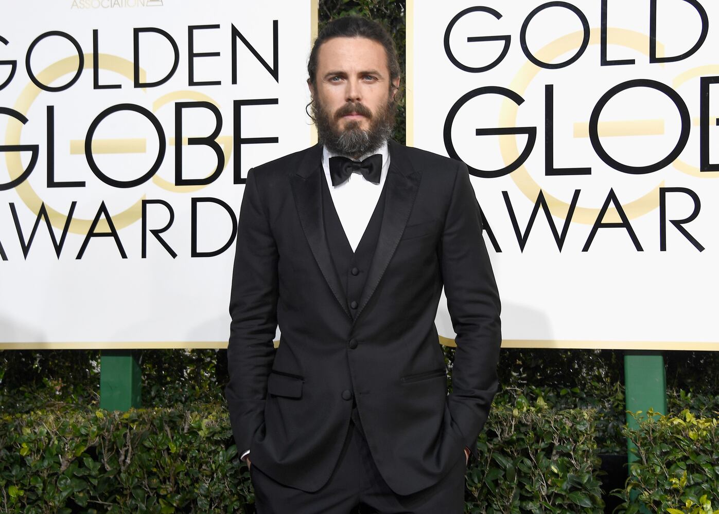 golden globes red carpet