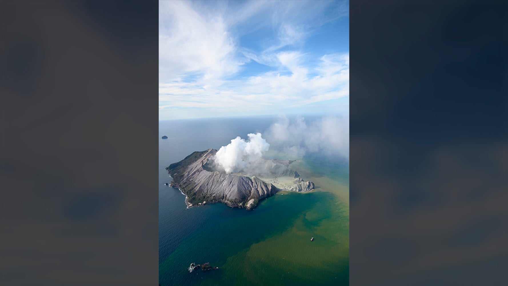 Photos: Volcano erupts on New Zealand's White Island