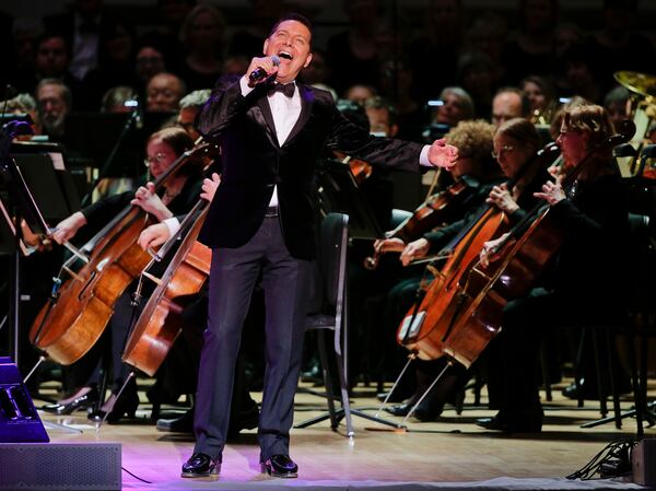 Michael Feinstein performs during Carnegie Hall's 125th Anniversary Concert, Thursday, May 5, 2016, in, New York. (AP Photo/Julie Jacobson)