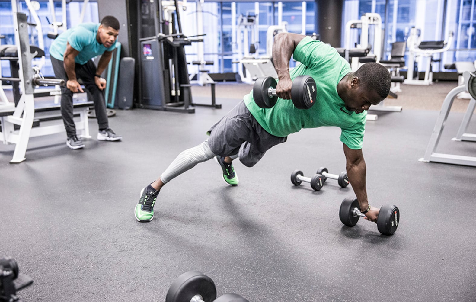 Kevin Hart trains like a beast