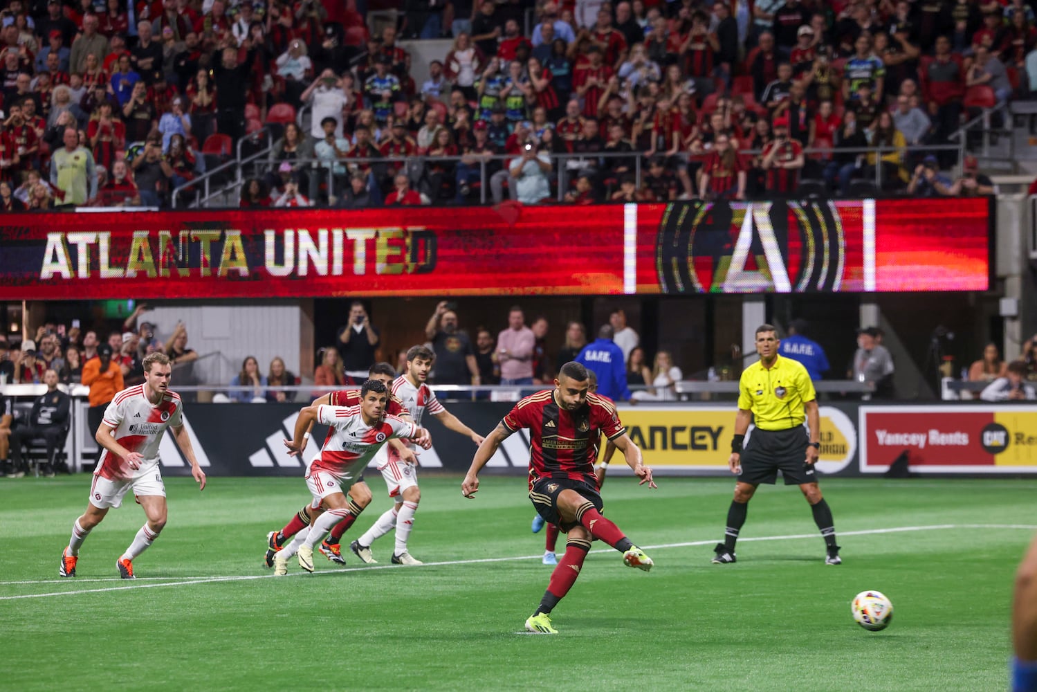 031024 atl united photo