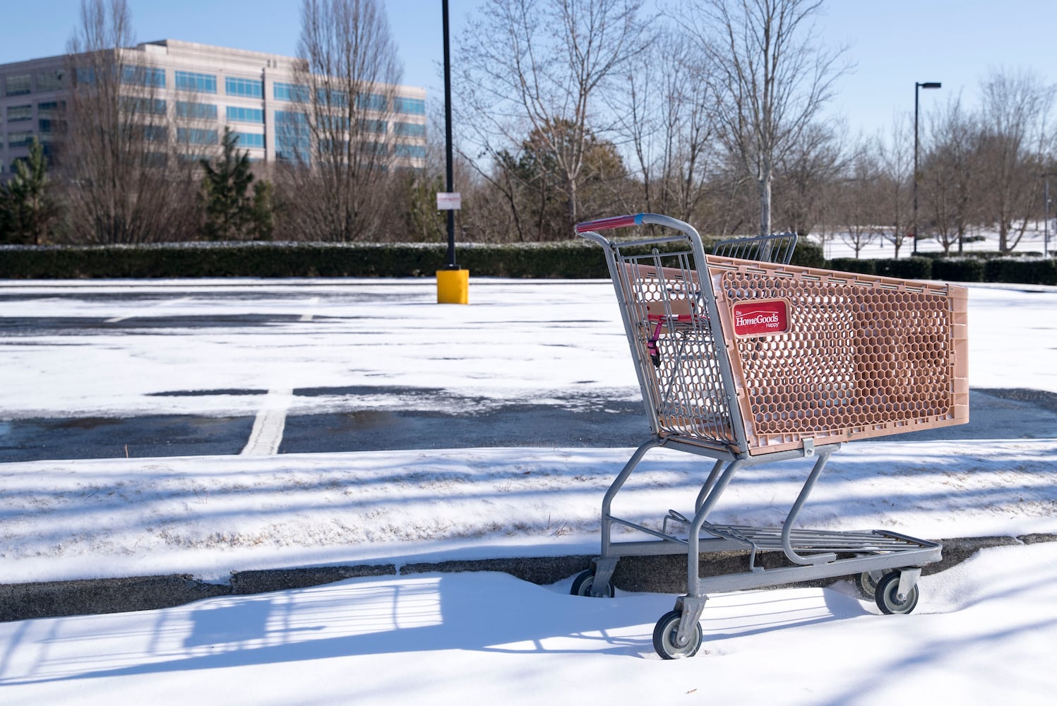 Photos: Frigid cold and snow move in to metro Atlanta