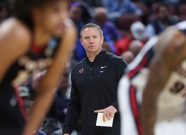 Georgia head coach Mike White watches his team during the first half against Gonzaga in the first round of the NCAA college basketball tournament, Thursday, March 20, 2025, in Wichita, Kan. (AP Photo/Travis Heying)