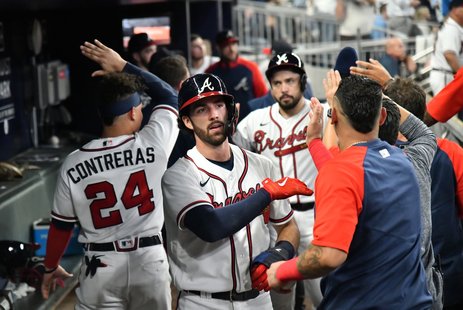 Braves-Phillies photo