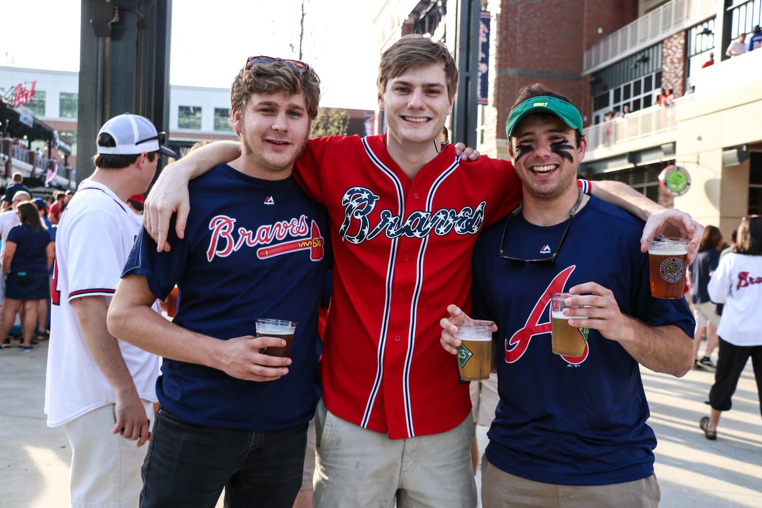 Braves win SunTrust opener