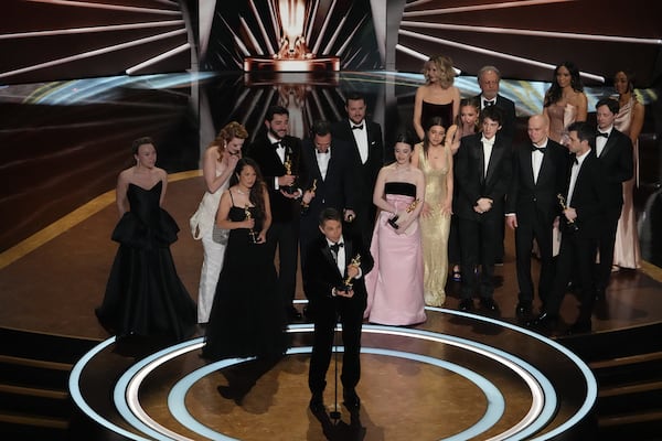 
                        Sean Baker speaks while accepting the award for best picture for “Anora,” during the 97th Academy Awards at the Dolby Theatre in Los Angeles on Sunday, March 2, 2025. The director of the best picture winner, “Anora,” urged viewers to keep seeing films in theaters. Our critic hopes the industry listens, and that Baker keeps his independence. (Philip Cheung/The New York Times)
                      